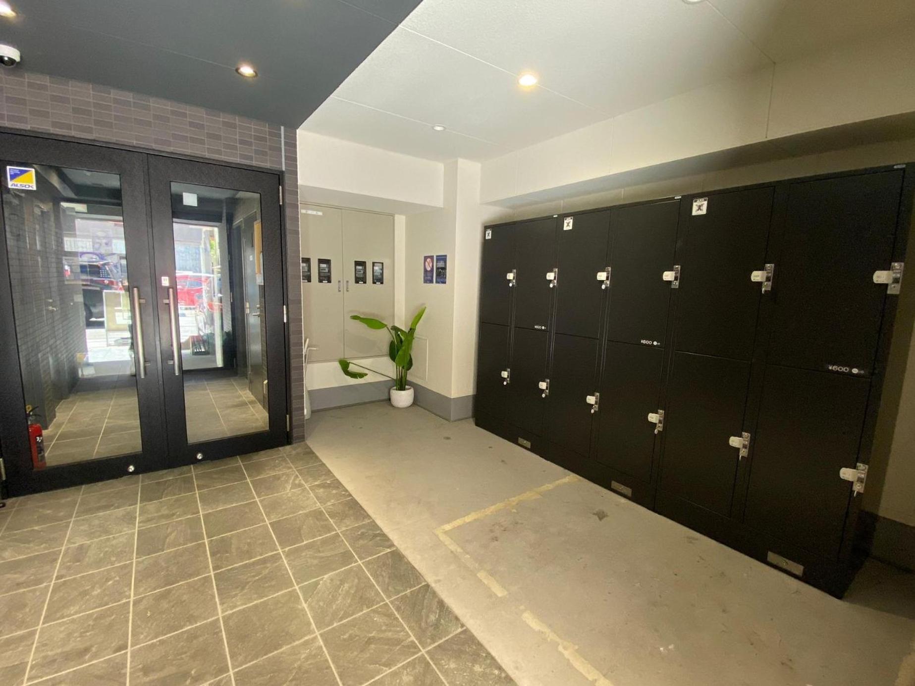 The Peak Shinsaibashi Apartment Osaka Exterior photo
